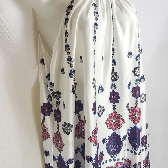 SALE! Boho white Sleeveless halter dress bold print Med - Picture 7 of 9